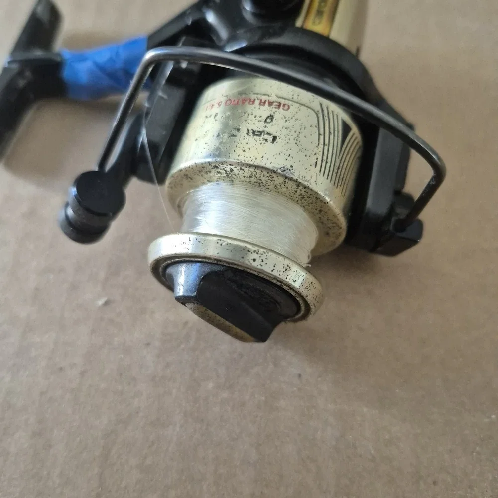 Abu Garcia Black Max Ultra Lite Cardinal Spinning Reel Hi Speed